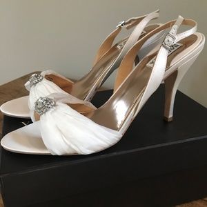 NIB Badgley Mischka OMA Slingbacks 10